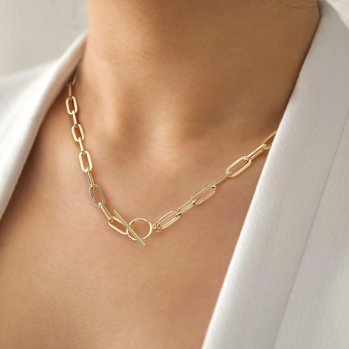 ASCOMY Dainty Gold Necklaces for Women 14K Gold Plated Paperclip Chain Necklace Simple Cute Chain Necklace Chunky Chain Toggle Necklaces Silver Necklaces for Women Everyday Jewelry Gifts for Women