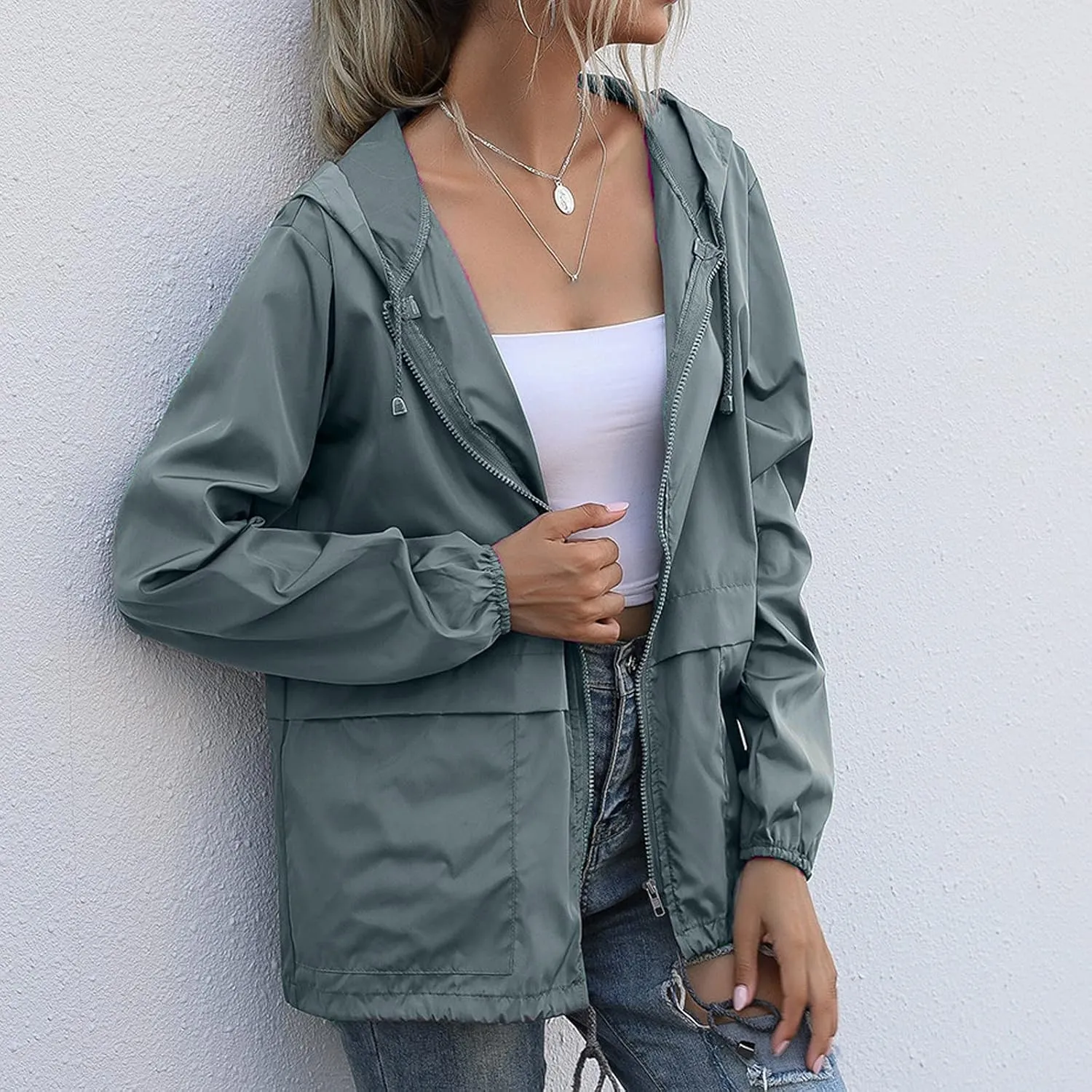 Cdiecer Women's Raincoats Lightweight Rain Jacket Waterproof Windproof Rain Coat Adjustable Hooded Windbreaker with Pockets
