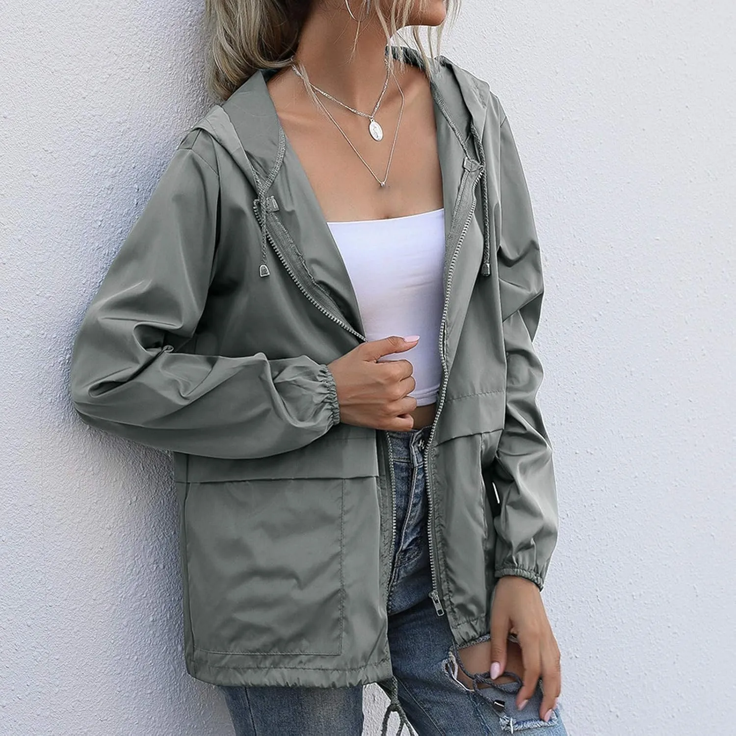 Cdiecer Women's Raincoats Lightweight Rain Jacket Waterproof Windproof Rain Coat Adjustable Hooded Windbreaker with Pockets