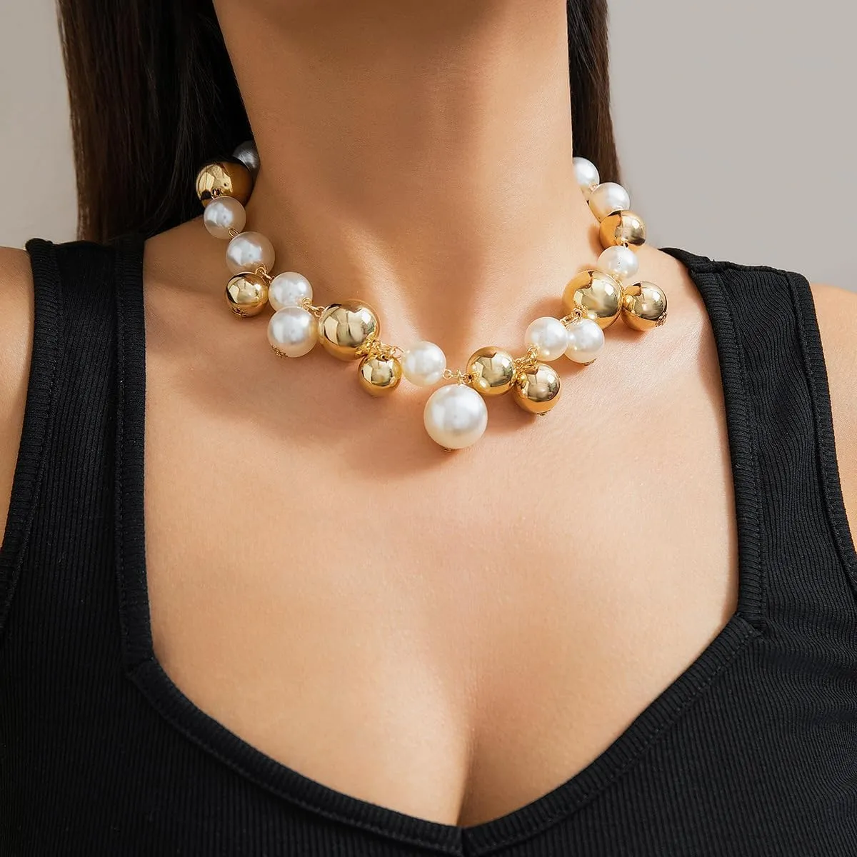 Heart Pendant Choker Necklaces Chunky Gold Silver Beaded Necklaces Y2k Punk Statement Necklace for Women Gifts Jewelry