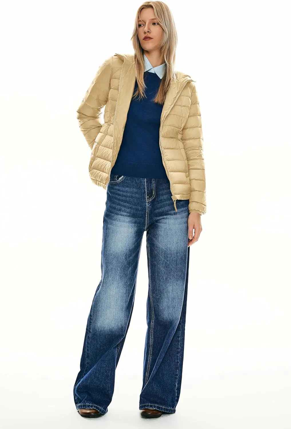 Orolay Women's Packable Down Jacket Hooded Ultra Light Weight Short Puffer Coat with Pockets