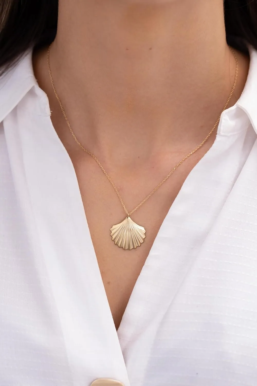 Oyster Necklace, Oyster Pendant, Shell Necklace, Shell Pendant, Oyster Jewelry, Beach Jewelry, 925 Silver Jewelry, Handmade Jewelry, Silver Necklace, Gift for Her (Gold)