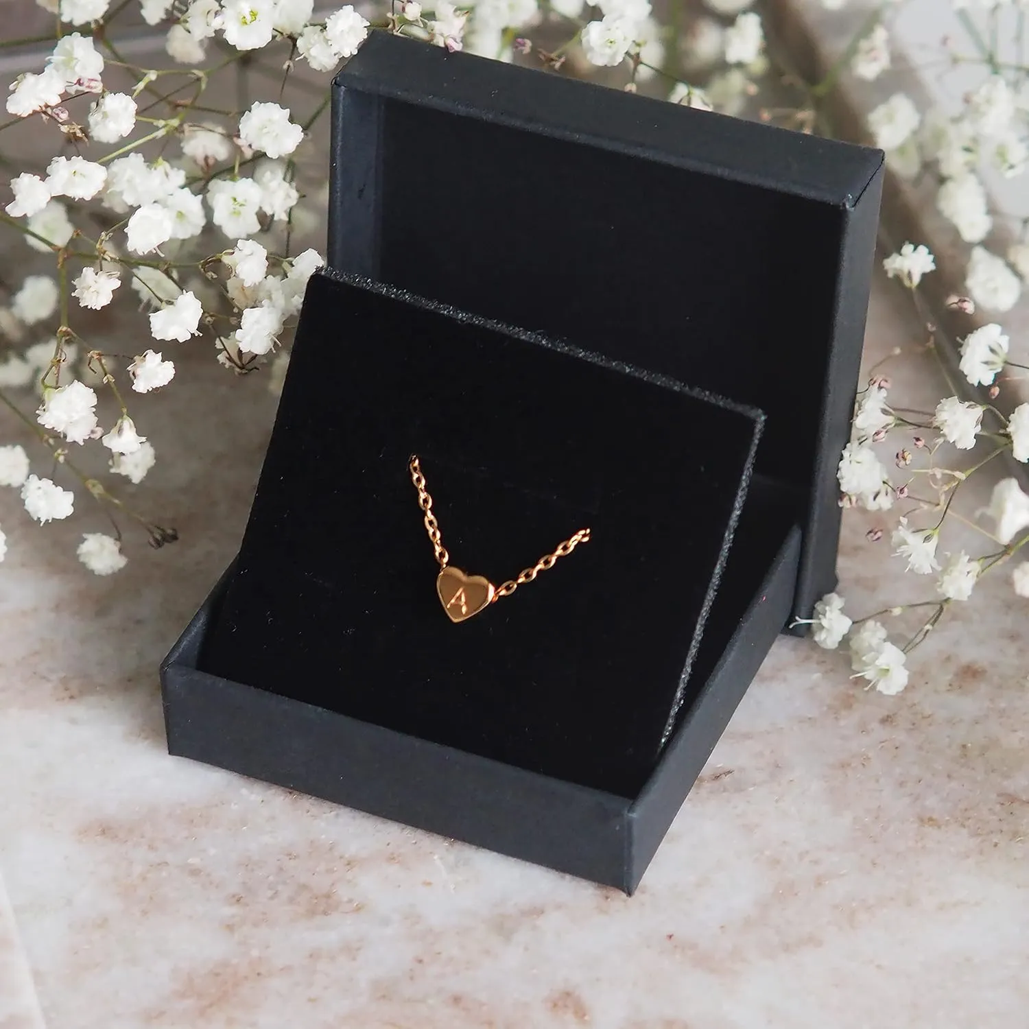 SIGONNA Initial Necklaces for Women Heart Pendant, Dainty Necklace for Women 18k Gold Plated - Personalized Gold Choker Necklaces for Women, Letter Necklace