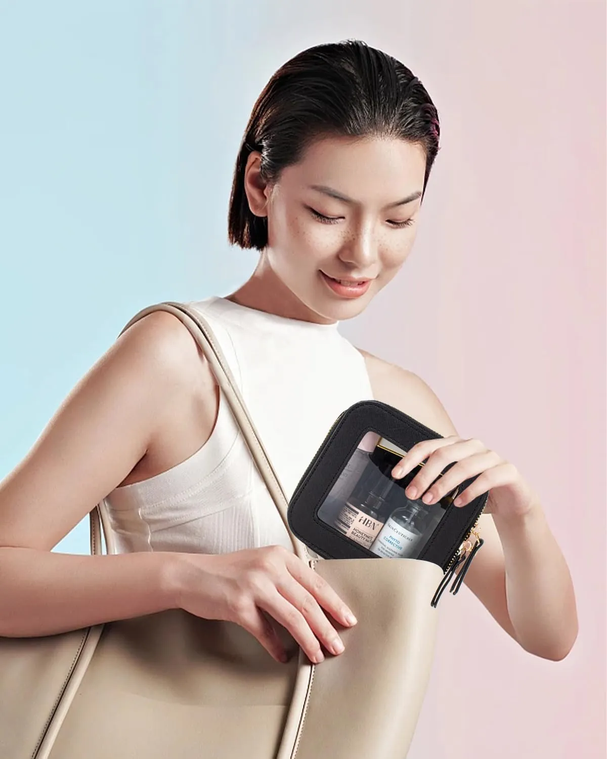 Small Makeup Case Organizer Travel Clear Cosmetic Bag for Women TSA Approved Portable Toiletry Bag Multipurpose Leather Makeup Bag Waterproof Leather Make Up Pouch with Zipper