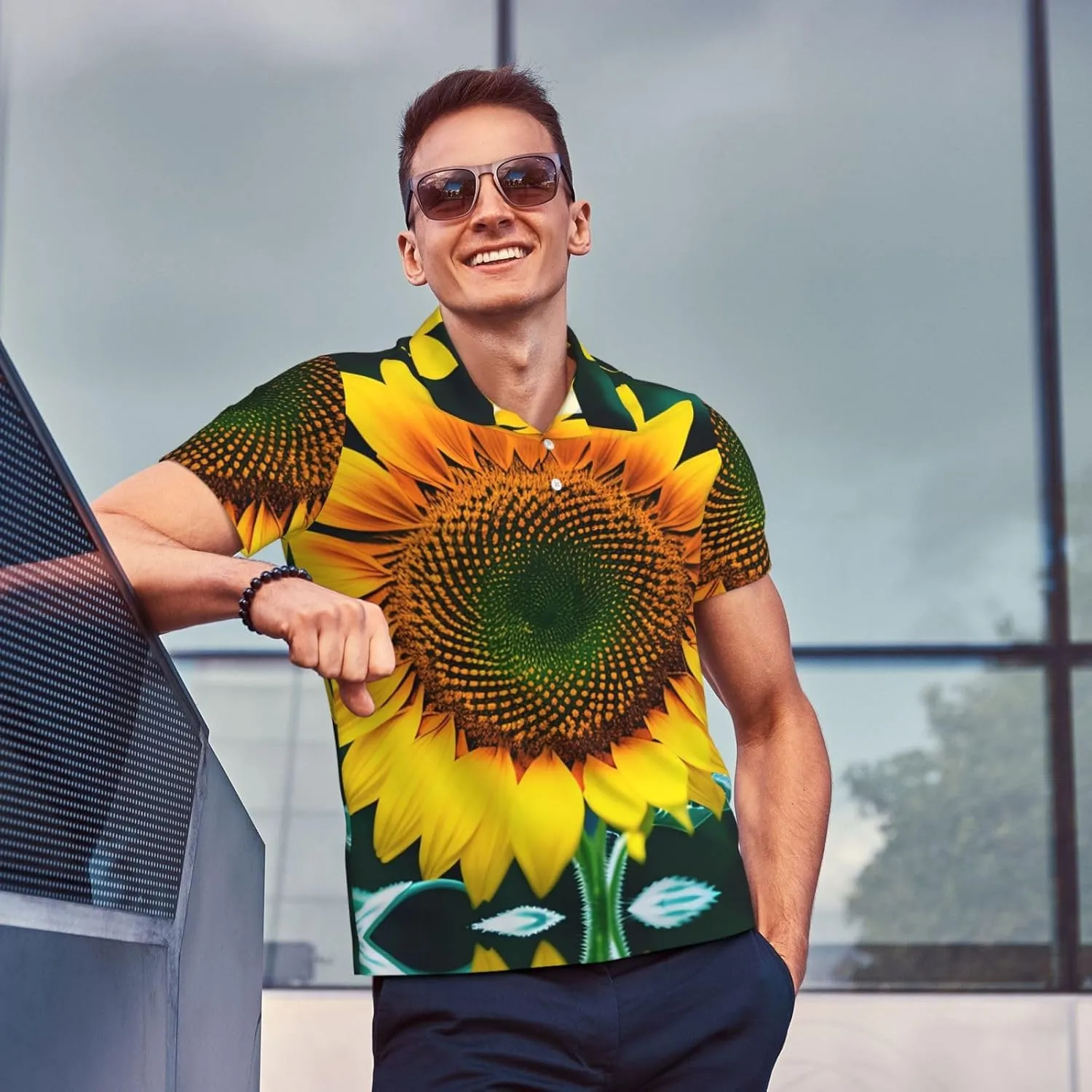 Sunflower Pattern Print Men's Polo Shirts Short Sleeve Moisture Wicking Shirts Fashion Golf Shirts
