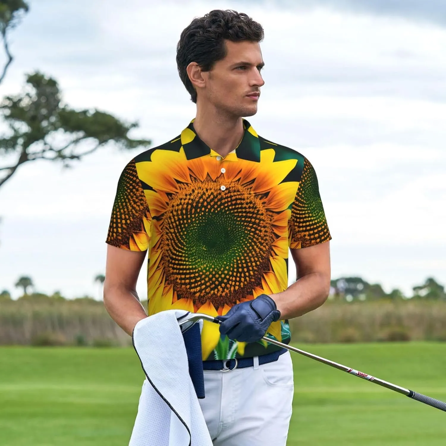 Sunflower Pattern Print Men's Polo Shirts Short Sleeve Moisture Wicking Shirts Fashion Golf Shirts