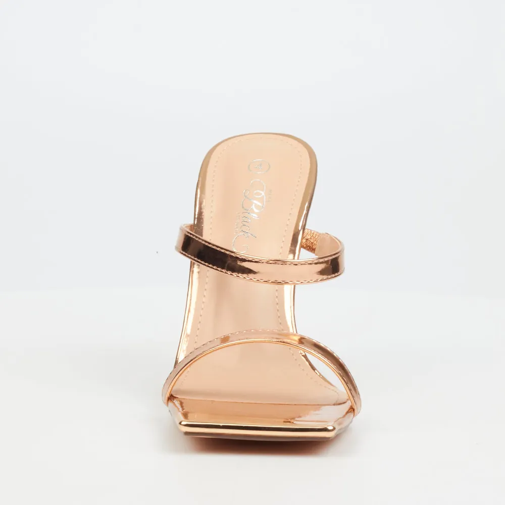 Swing 1 - Miss Black Heel