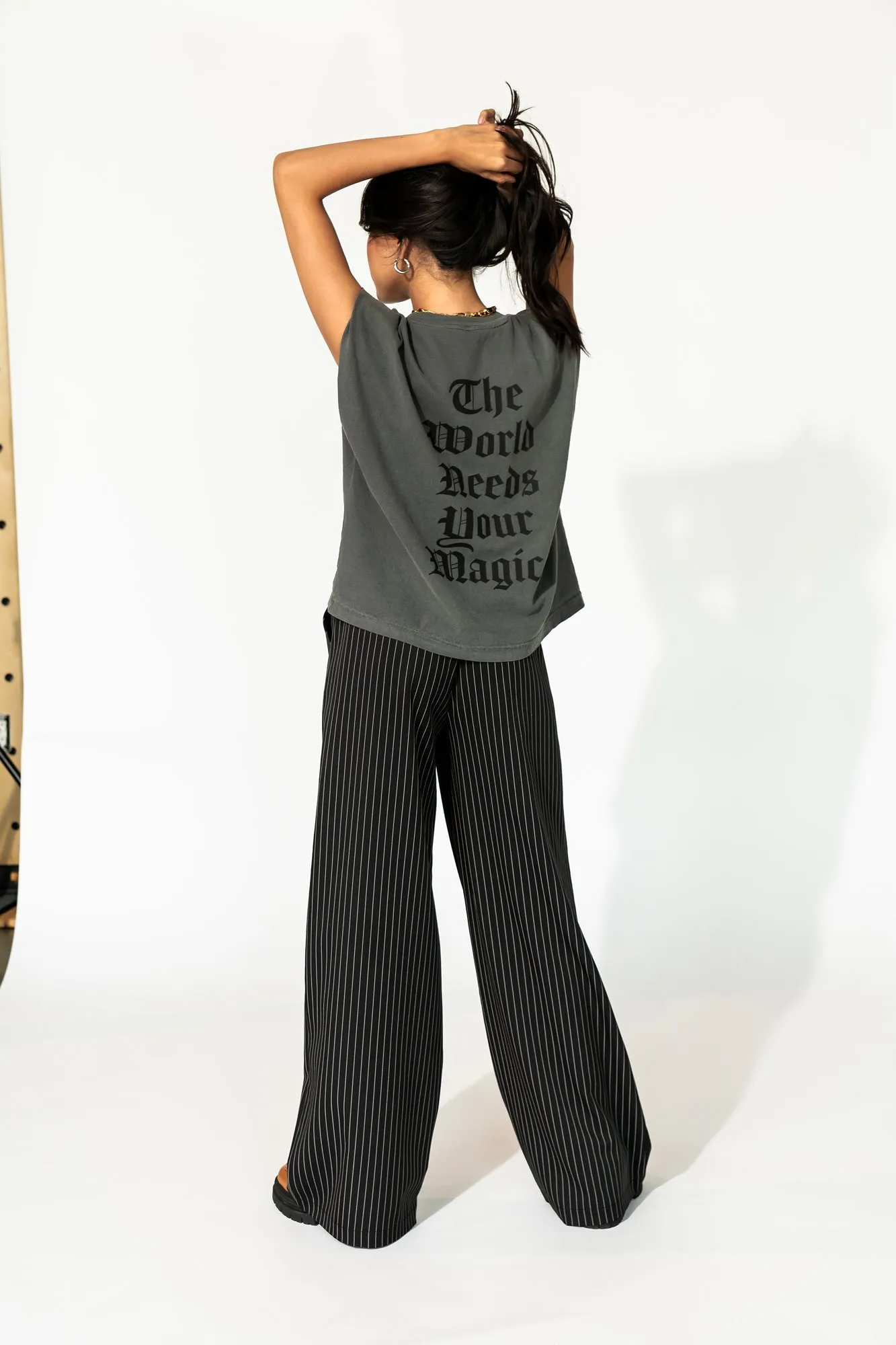 The World Needs Your Magic Muscle Tee in Vintage Charcoal