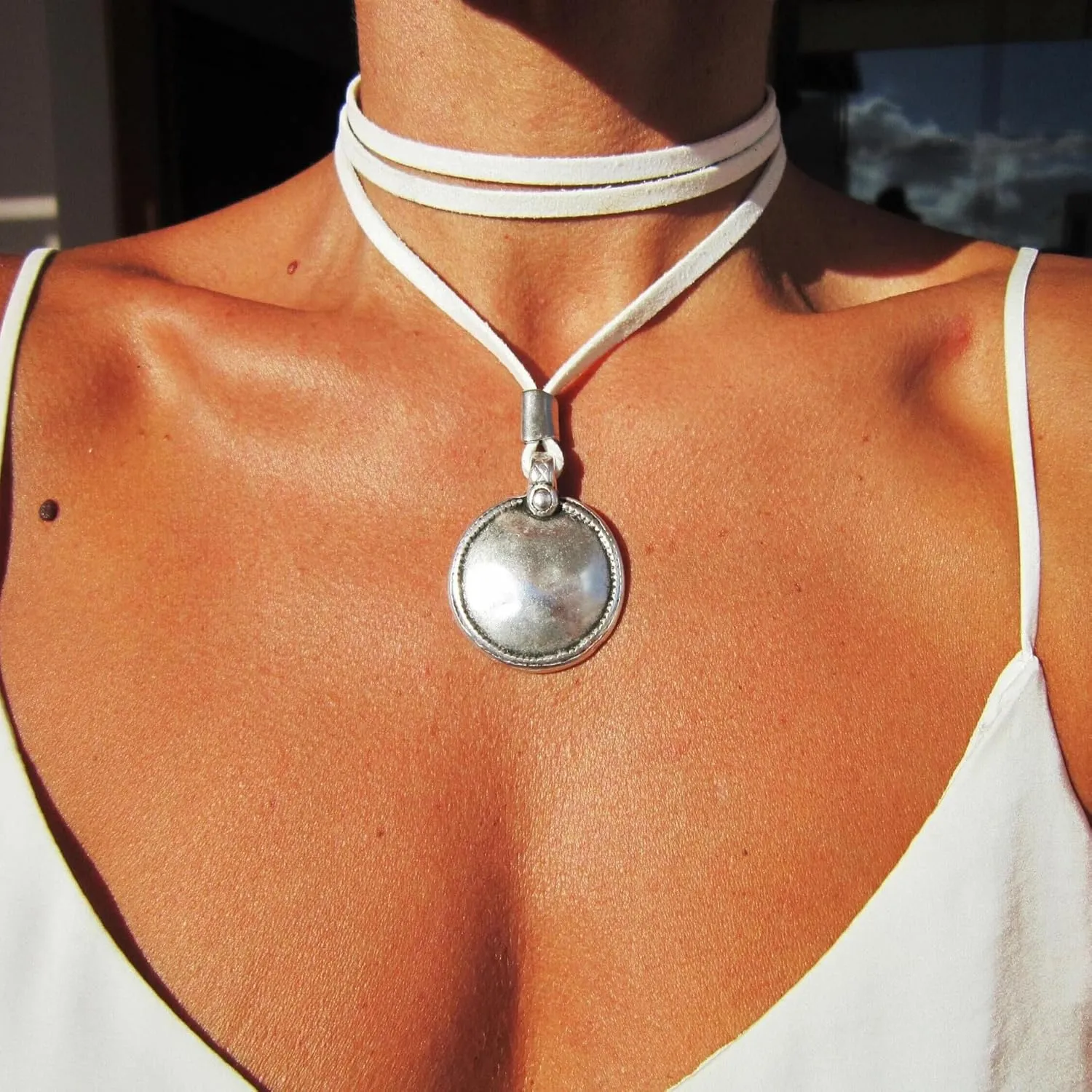 Turquoise Choker Necklace for Women,Bohemian Leather Necklace Boho Brown Suede Leather Necklaces Boho Wrap Necklaces Jewelry