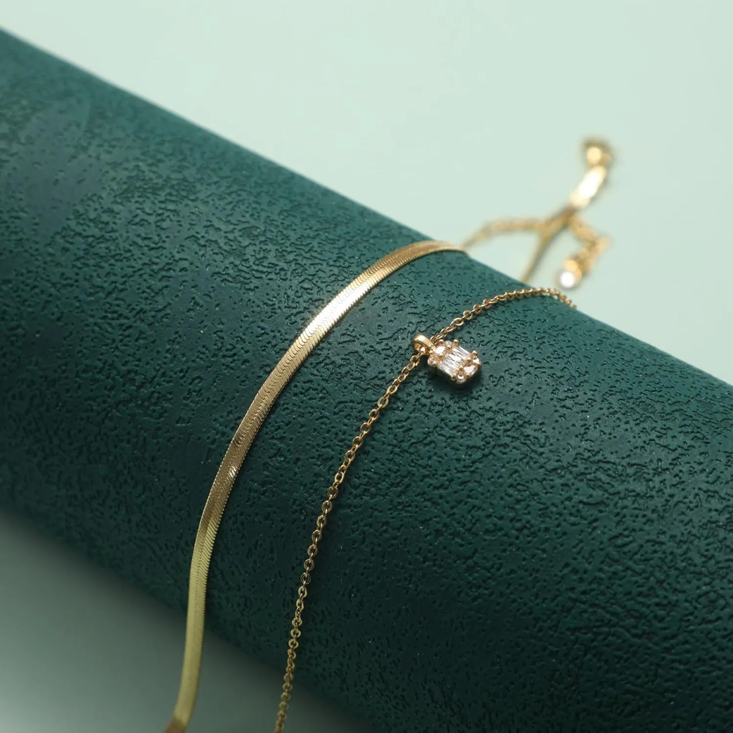VIROMY Diamond Necklaces for Women 14k Gold Plated Dainty Gold Necklace Silver Necklace for Women Simple Gold Paperclip Choker Necklaces for Women Trendy Women CZ Chain Necklace Layered Necklaces